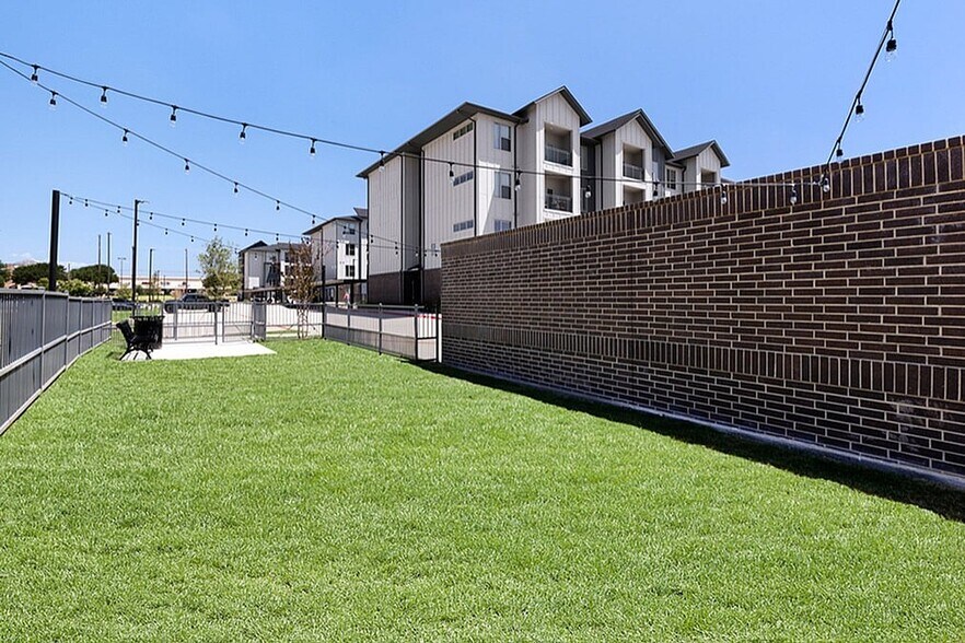The Luxe at Lewisville - Bark Park - The Luxe at Lewisville