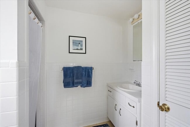 Building Photo - 23 Morton Pl