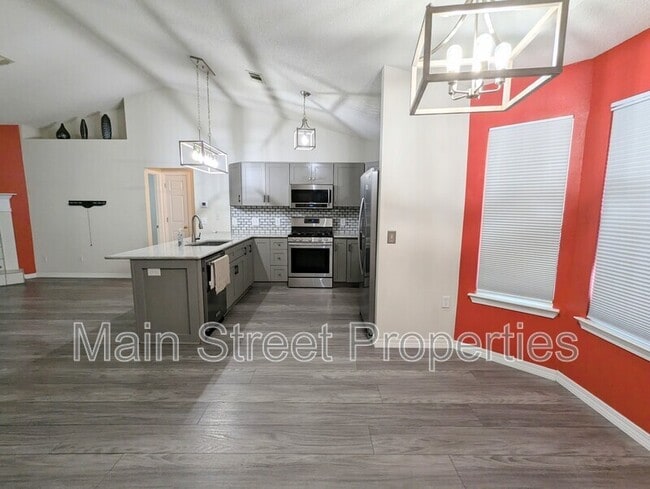 Building Photo - 7440 Chimney Pines Dr