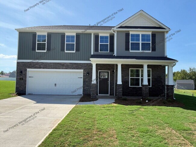 Building Photo - 122 Longleaf Ct