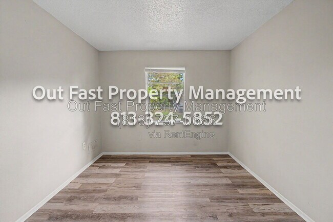 Building Photo - 1275 Sylvia Ave
