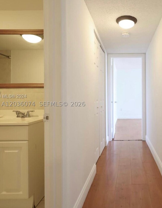 Building Photo - 14250 SW 62nd St