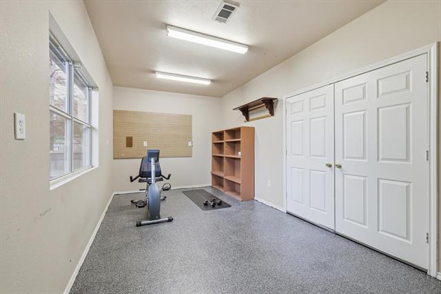 Building Photo - 500 Sheldon Ct