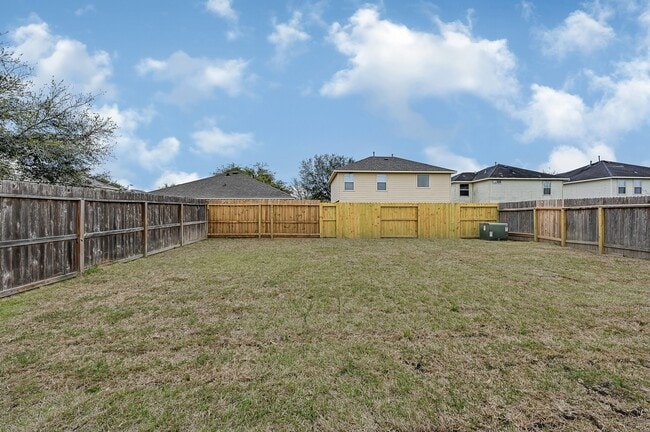 Building Photo - 6315 Hayman Dr