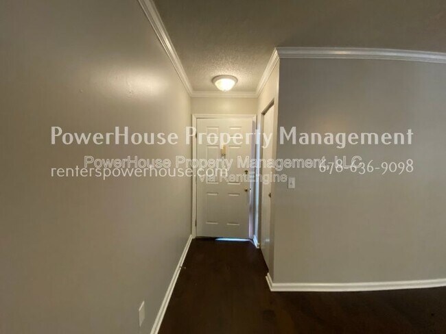 Building Photo - 5043 Brookside Ct