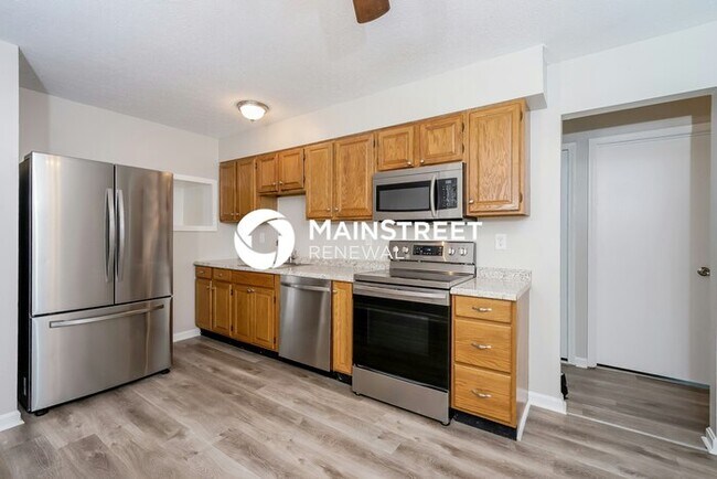 Building Photo - 3 Bedroom Pet-Friendly Home in LOUISVILLE,...