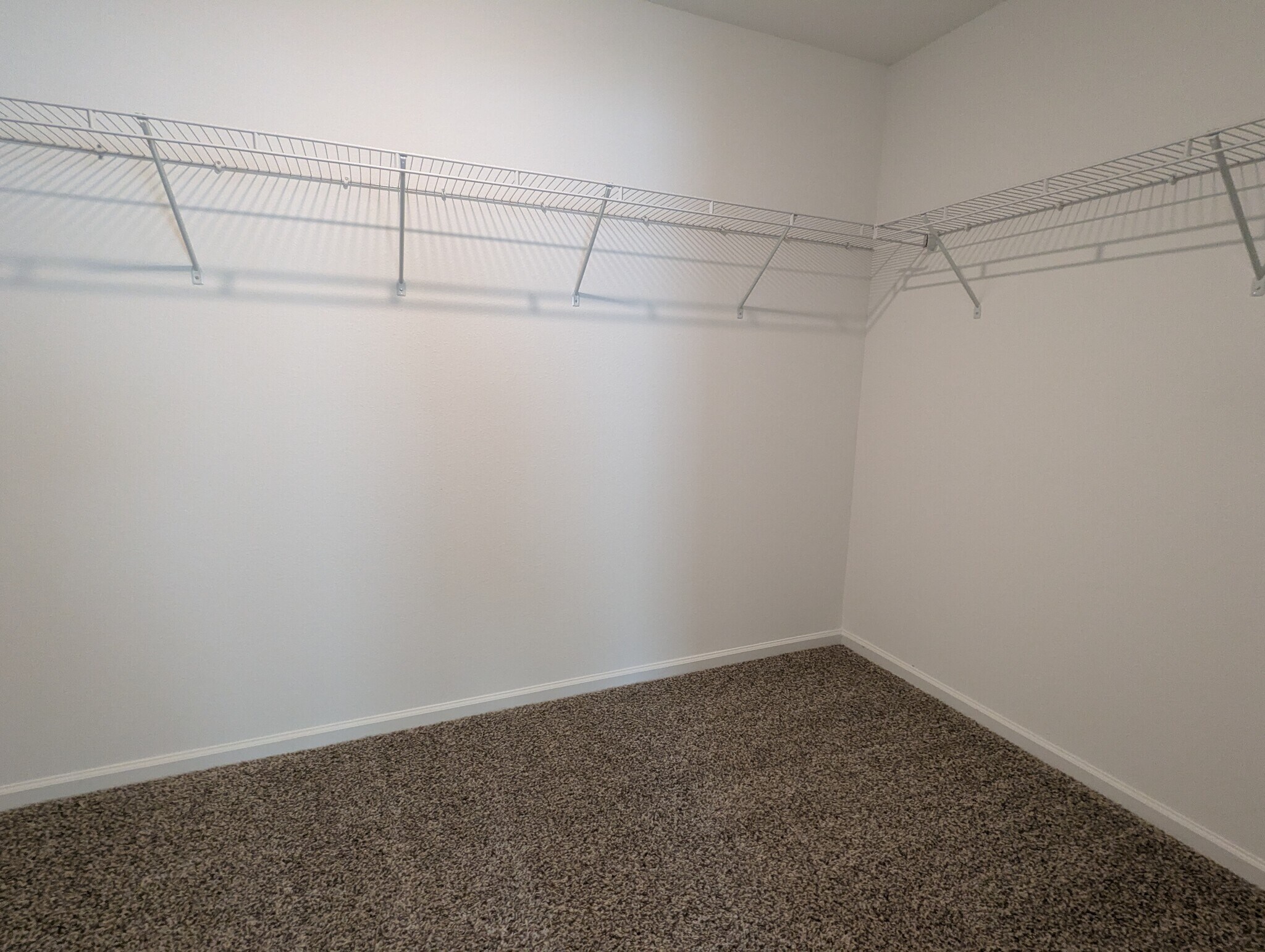 Building Photo - 137 Encanto Way