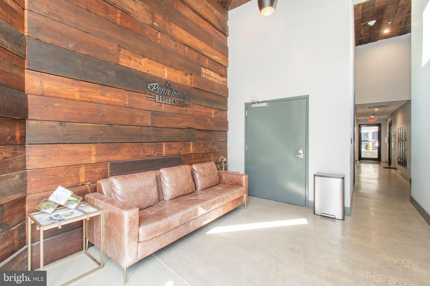 Building Photo - 1405 Frankford Ave