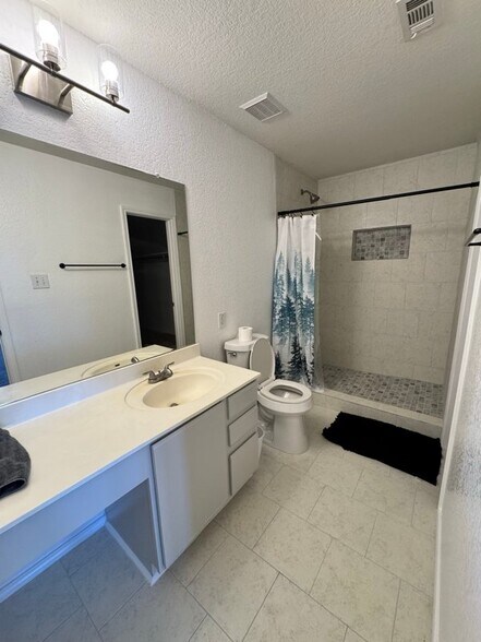 Building Photo - 179 Lexington