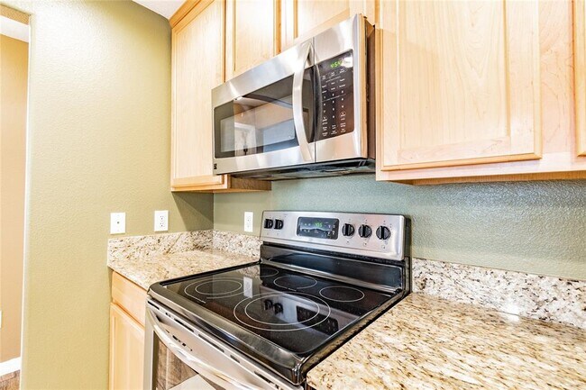 Building Photo - 6246 Maisai Rd