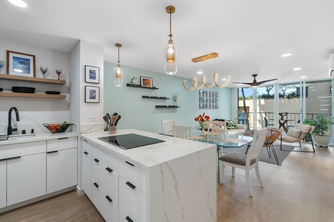 Building Photo - Waikiki Beach Gem- Fully Furnished 2BR/2BA...