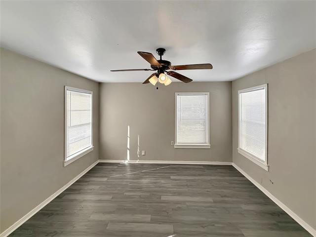 Building Photo - 4924 Penrose Ave