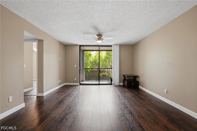Building Photo - 13605 Eagle Ridge Dr