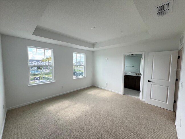Building Photo - 1667 Eaglehurst Ln