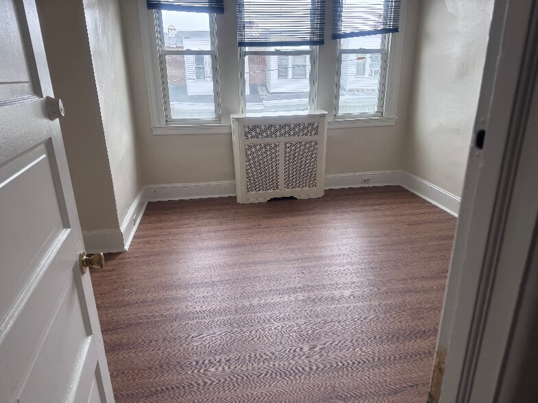 Primary Photo - 2xx Widener St