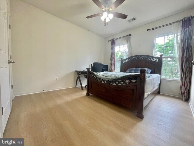Building Photo - 23110 Mistflower Dr