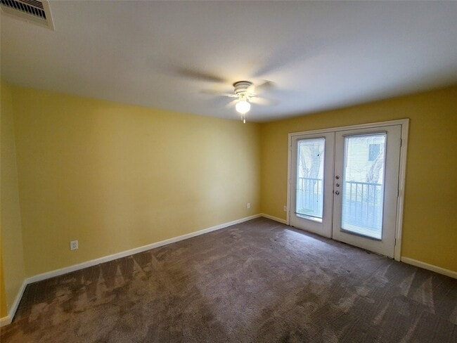 Building Photo - 4931 Junius St