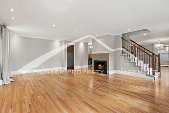 Building Photo - Charming 2-Bedroom + Office in the Histori...