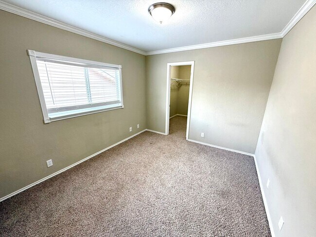 Building Photo - 5716 Watercress Dr