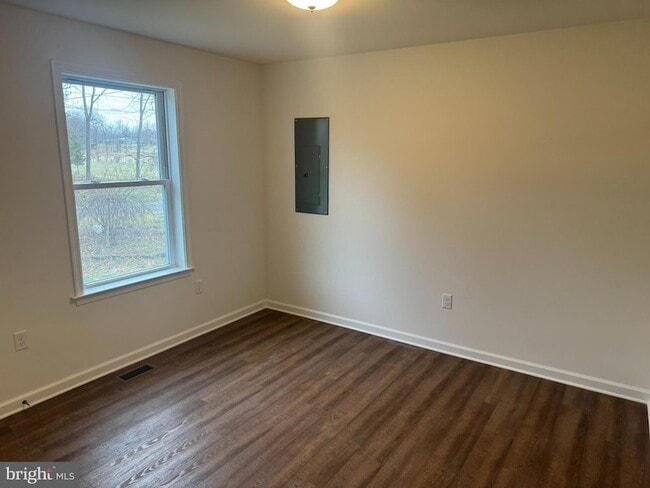 Building Photo - 80 Serenity Ln