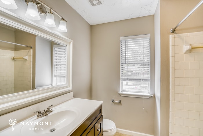 Building Photo - 11210 Crooked Pine Dr