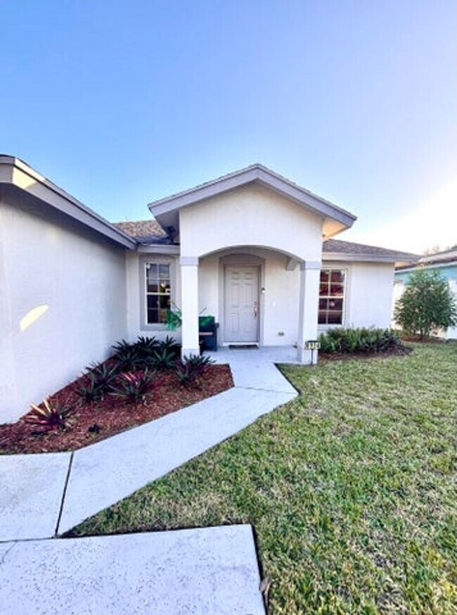 Building Photo - 6934 Mitchell St