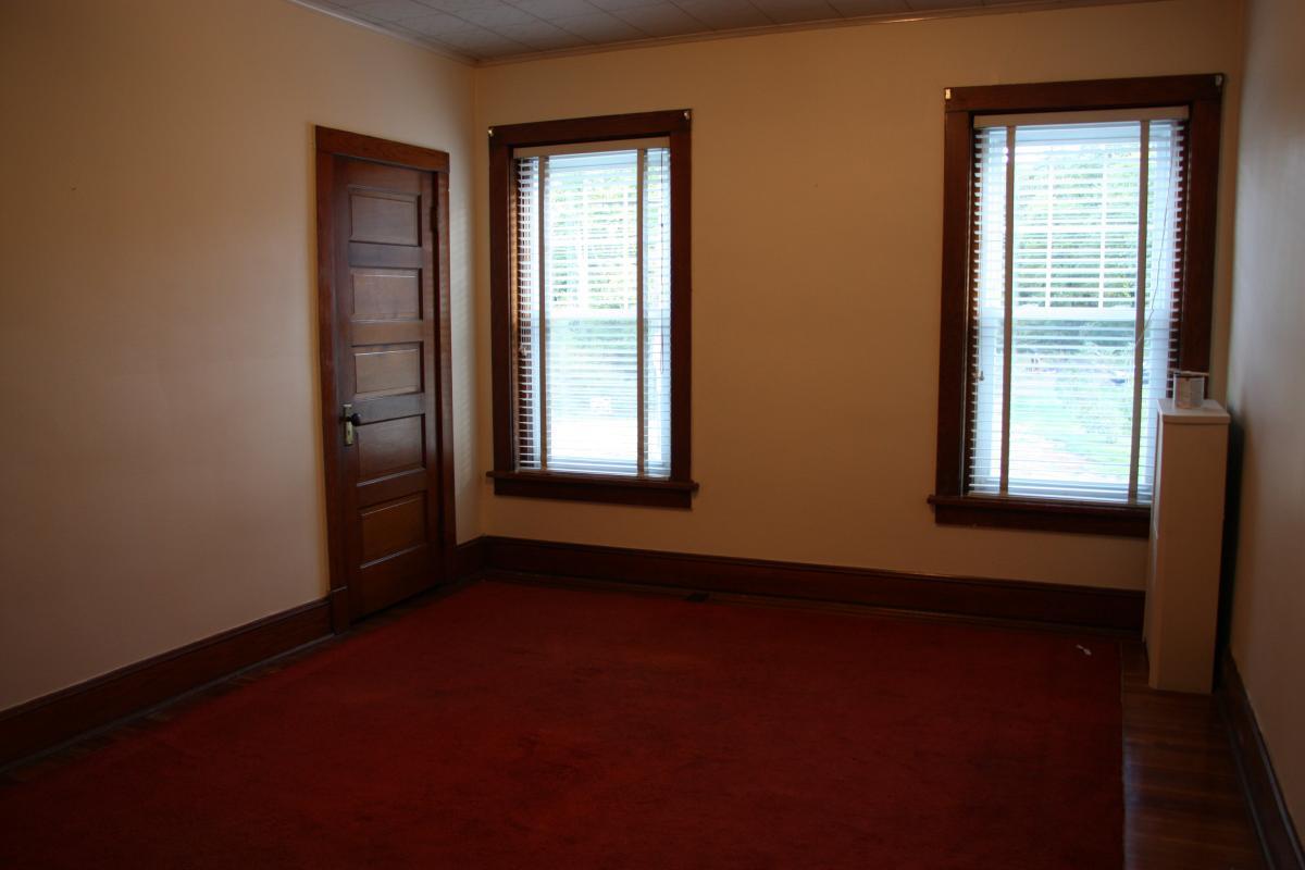 Bedroom 1 - 1006 Center St