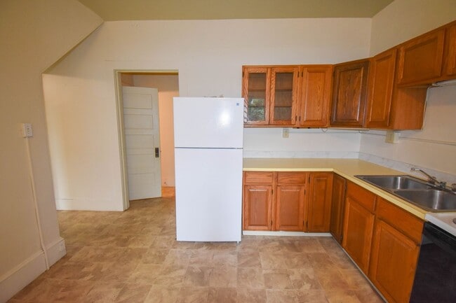 Building Photo - RAPLU155