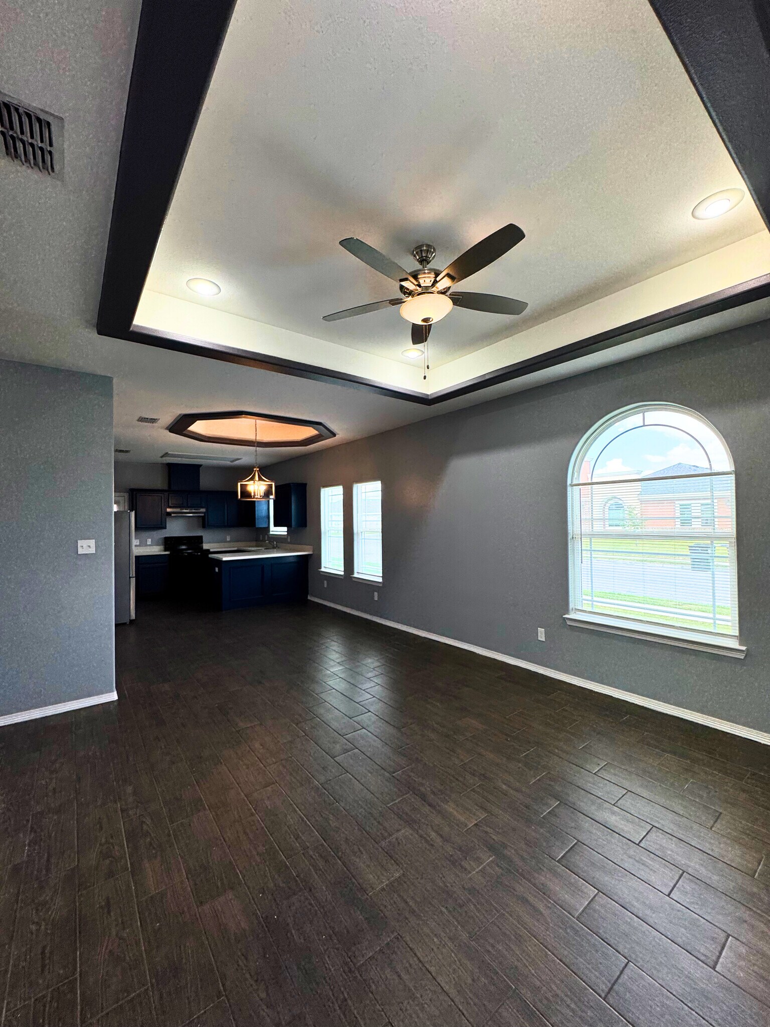 Building Photo - 3012 Basil Dr