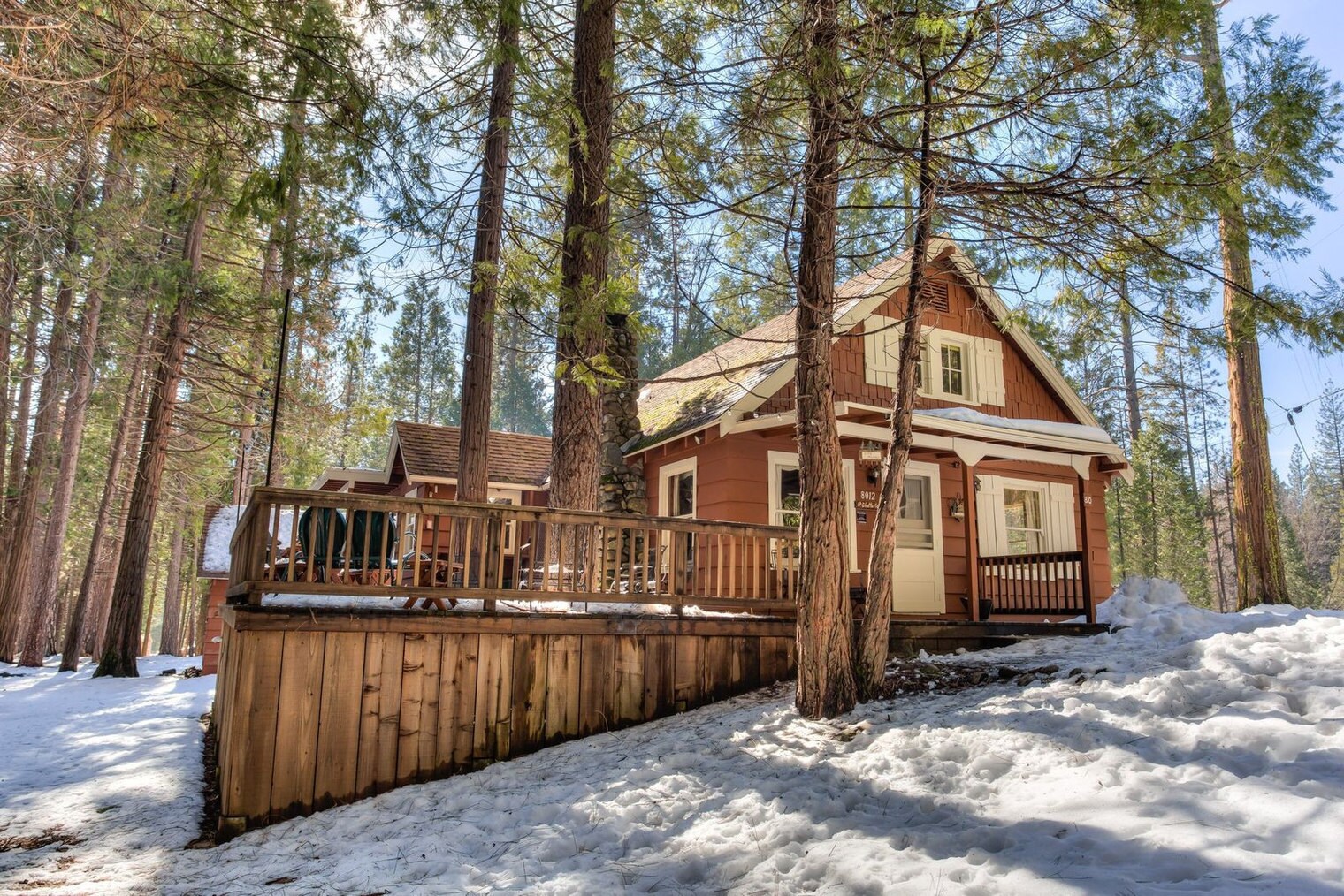 Building Photo - 8012 Chilnualna Falls Rd
