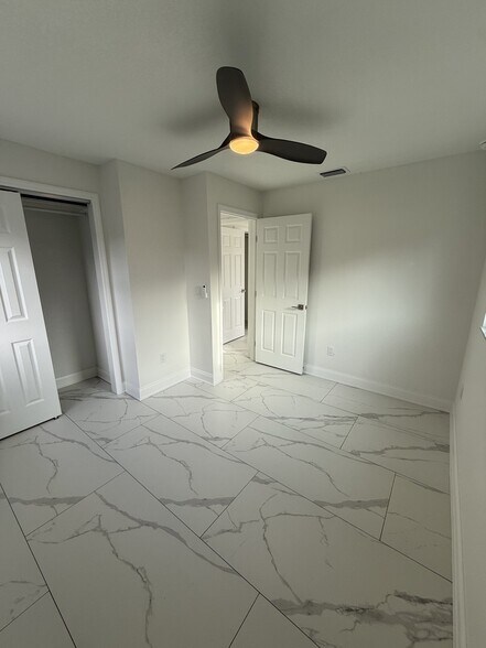 Building Photo - 6521 Alta Monte Dr