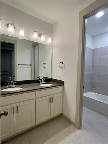 Building Photo - 2269 Lobo Ln