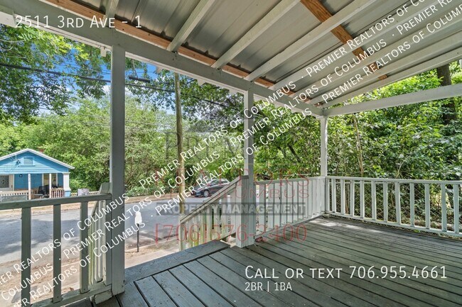 Building Photo - 2511 3rd Ave