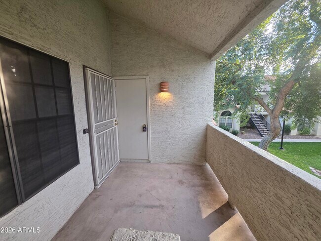 Building Photo - 2333 E Southern Ave