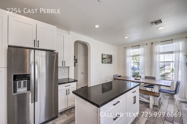 Building Photo - 2254 Cast Pebble Dr