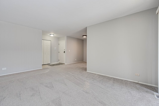 Building Photo - 321 Maplewood Ct