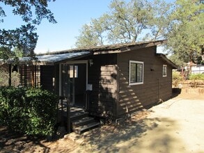Building Photo - Alpine Creek