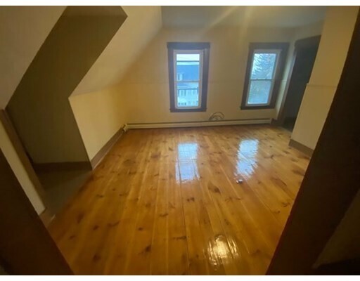 Building Photo - 161-163 Washington St