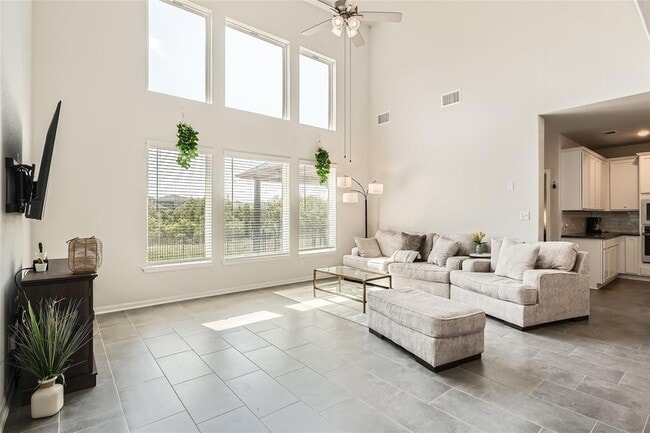 Building Photo - 658 Cherrystone Loop