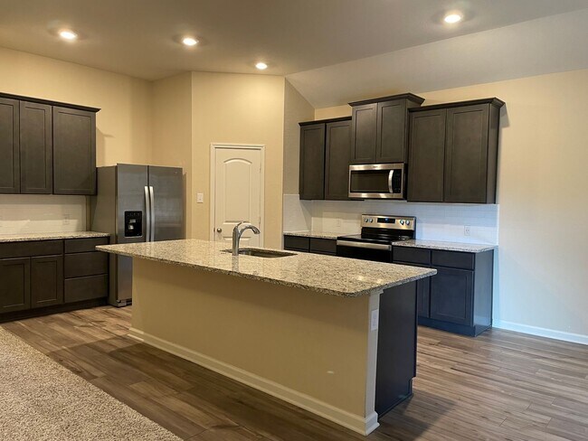 Building Photo - House For Lease in Princeton