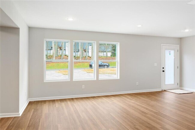 Building Photo - 2295 Brandon Ct NE