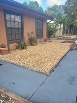 Building Photo - 2310 Plum Ct