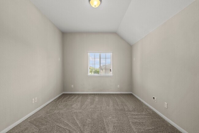 Building Photo - 2203 Rocky Shores Ln