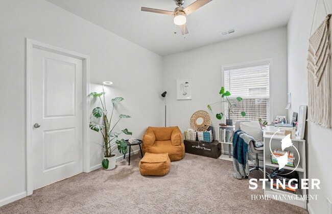 Building Photo - 198 Great Bend Dr