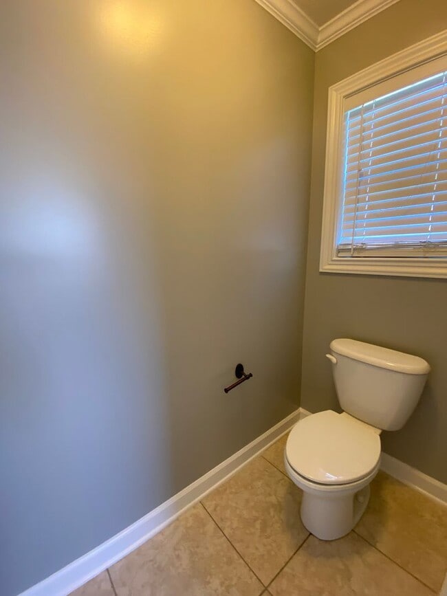 Building Photo - 5048 Planters Crossing