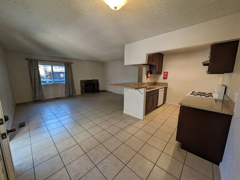 Building Photo - 41753 Switzerland Dr