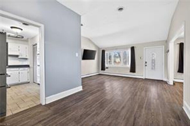 Building Photo - 803 Townsend Ct