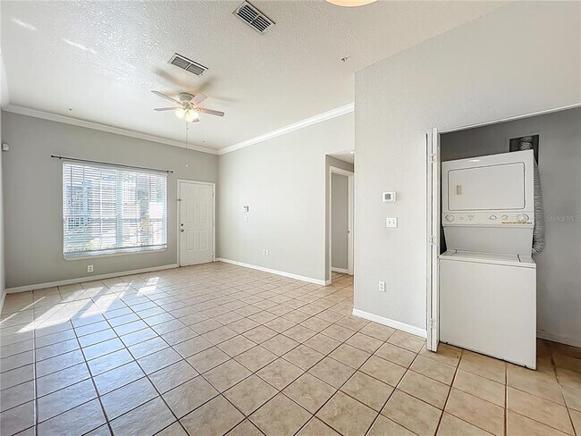 Building Photo - 145 Reserve Cir