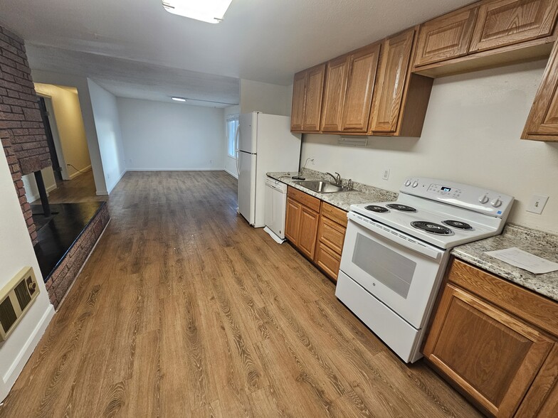 Primary Photo - 1706 14th St