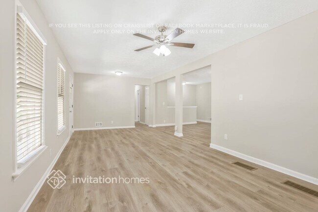 Building Photo - 5668 Beechwood Dr SW